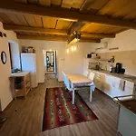 Apartament Kiskoertes Vendeghaz Ohuta