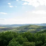 Kiskoertes Vendeghaz Ohuta *
