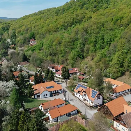 Apartamento Kiskörtés óhuta *