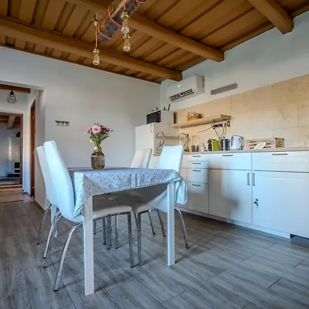 Apartamento Kiskörtés óhuta *
